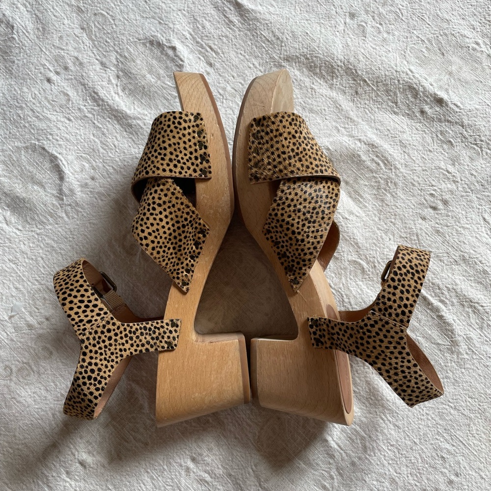 Madewell Clog Sandals - Picture 5 of 9